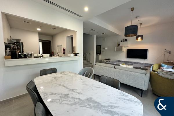 3 bedroom | VOT | Backing onto playground